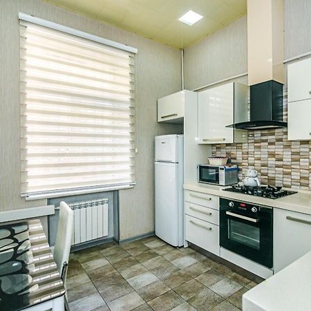 Azneft Square Deluxe Apartment Baku Luaran gambar