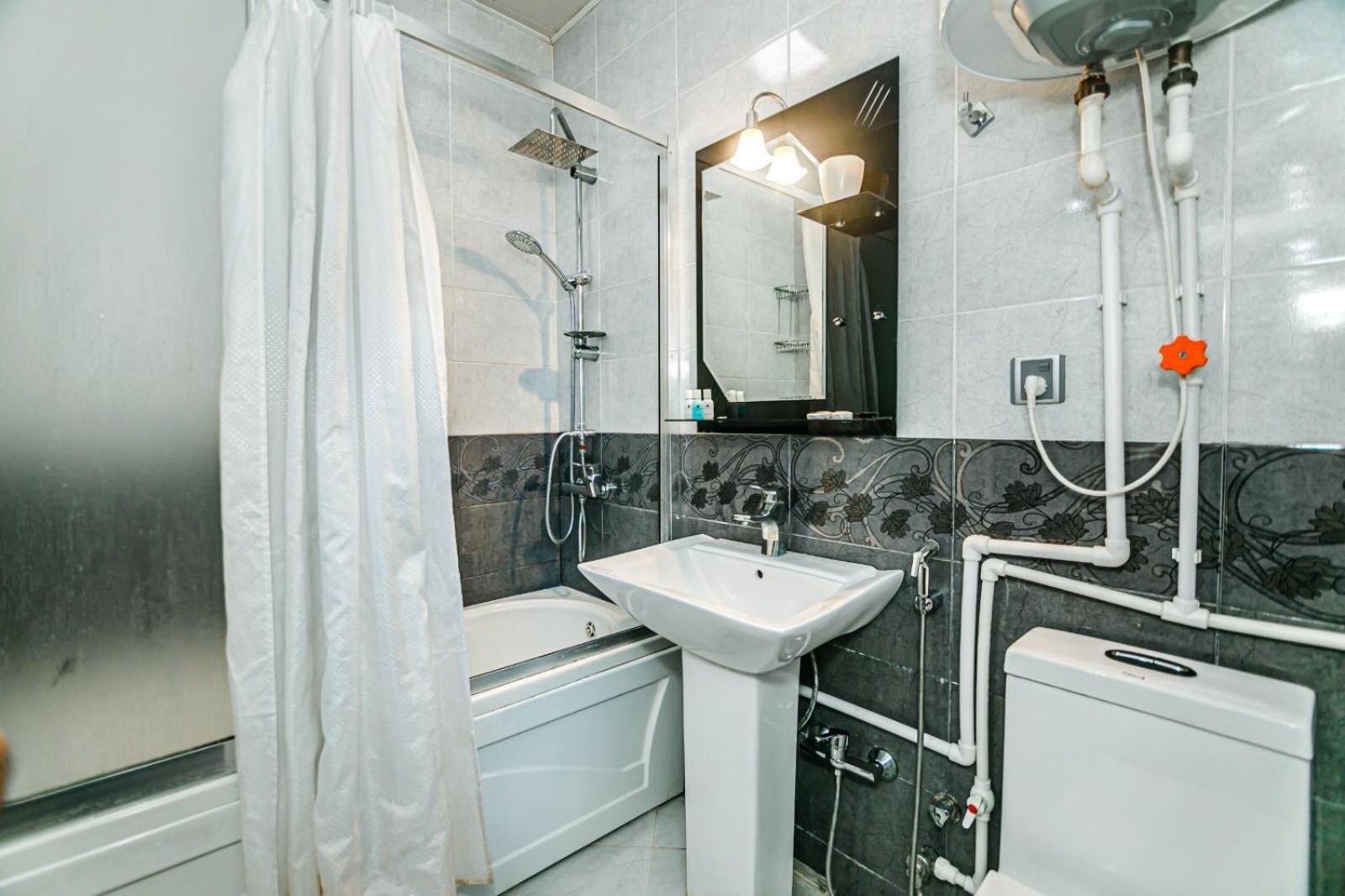 Azneft Square Deluxe Apartment Baku Luaran gambar
