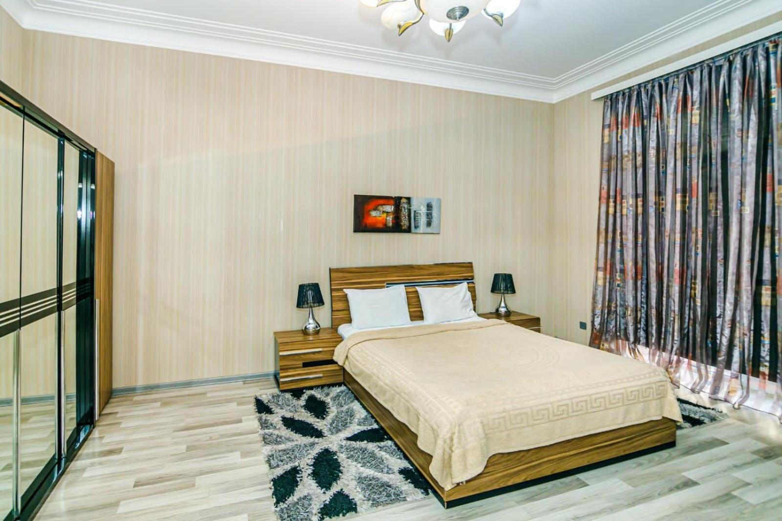 Azneft Square Deluxe Apartment Baku Luaran gambar