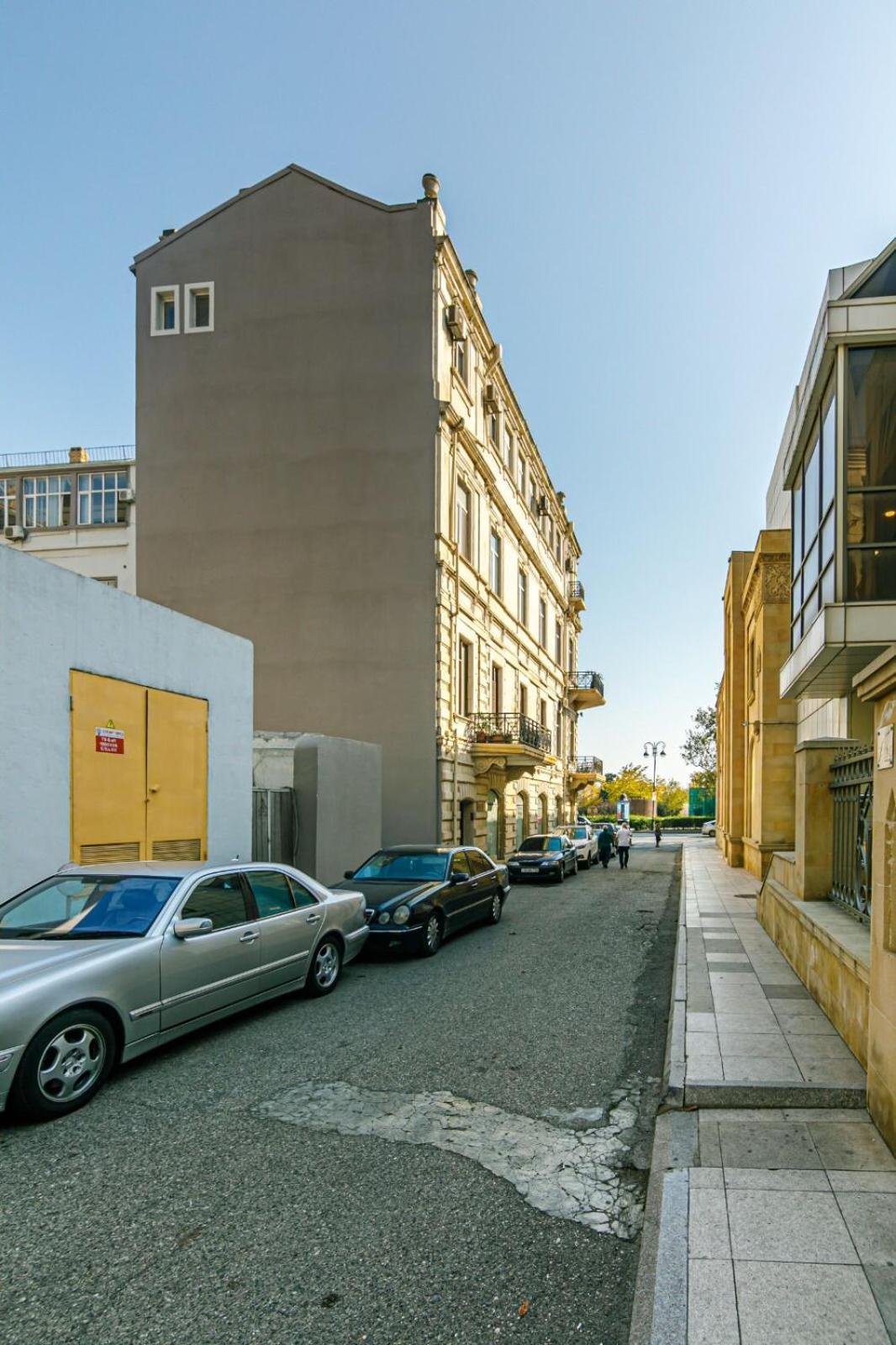 Azneft Square Deluxe Apartment Baku Luaran gambar