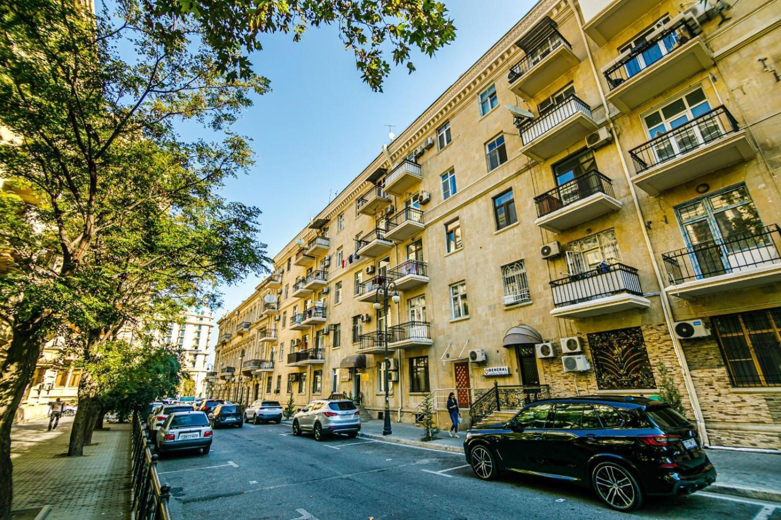 Azneft Square Deluxe Apartment Baku Luaran gambar