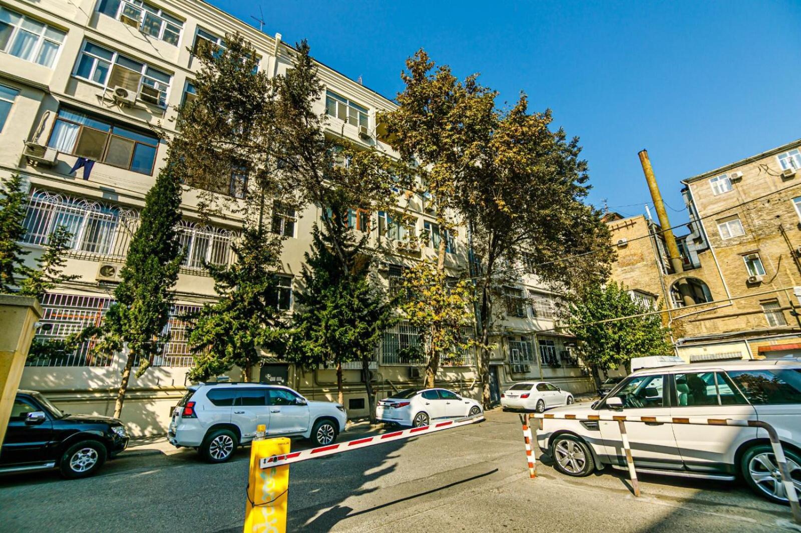 Azneft Square Deluxe Apartment Baku Luaran gambar
